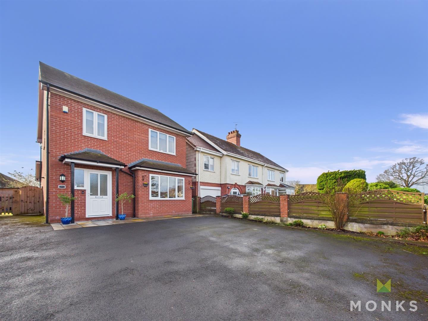 Drays House Aston Road, Wem, SY4 5JE SSTC Drays House Aston Road, Wem, SY4 5JE SSTC